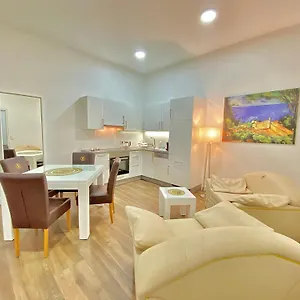 Apartamento Steiner Residences Augarten, Viena